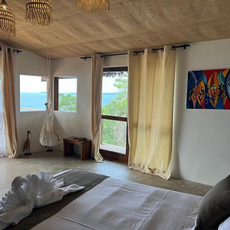 Canopee Lodge Nosy Komba Екстериор снимка