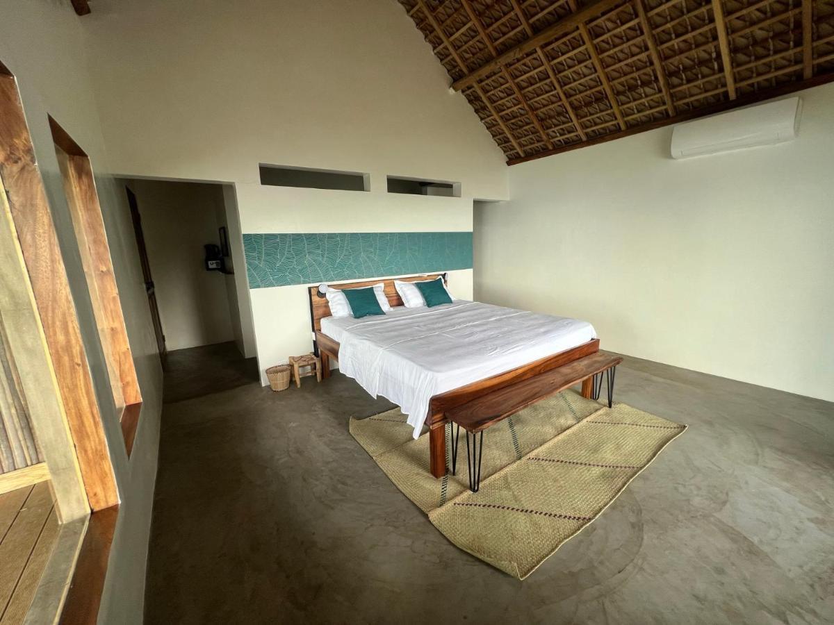 Canopee Lodge Nosy Komba Екстериор снимка