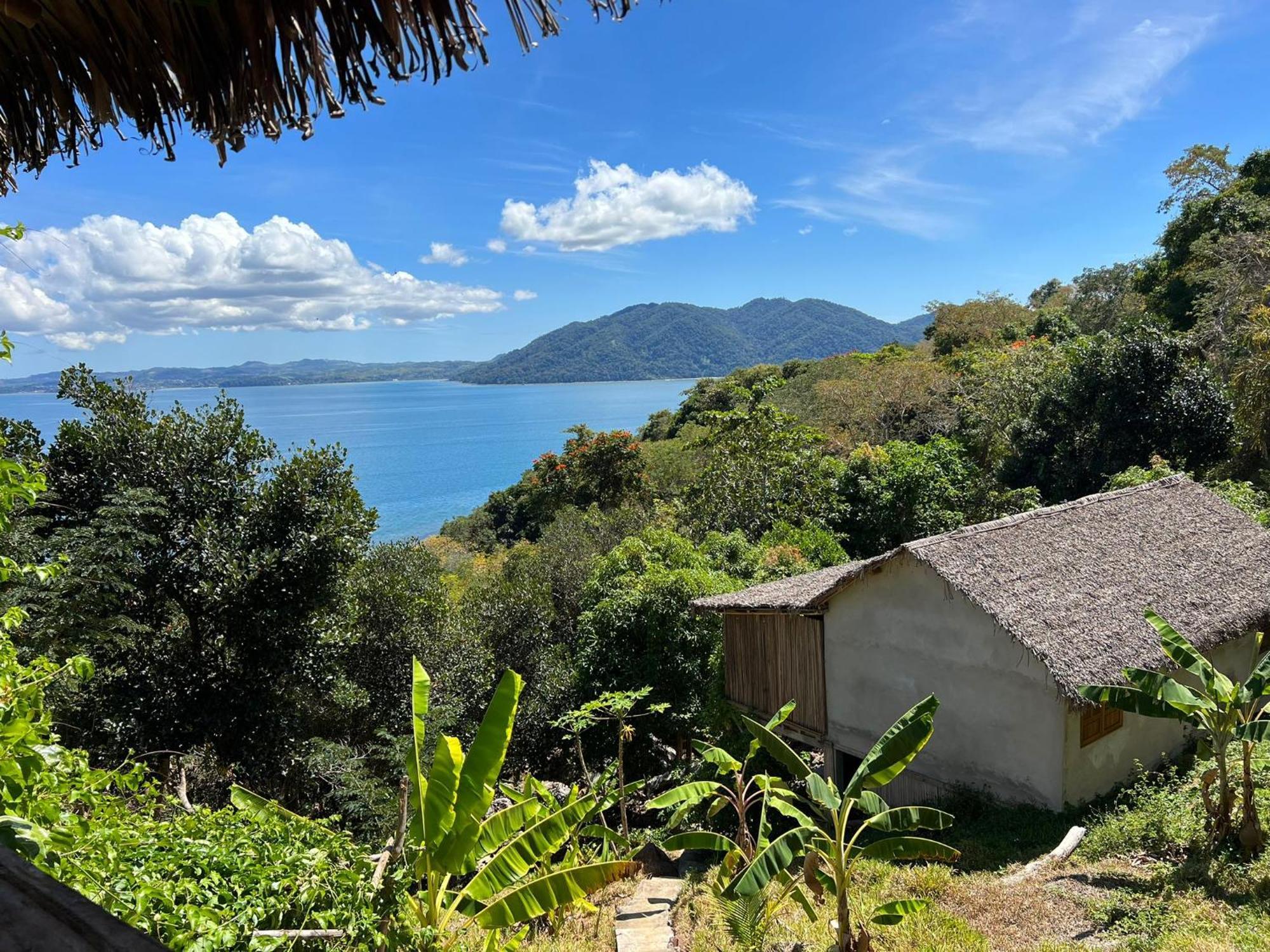 Canopee Lodge Nosy Komba Екстериор снимка